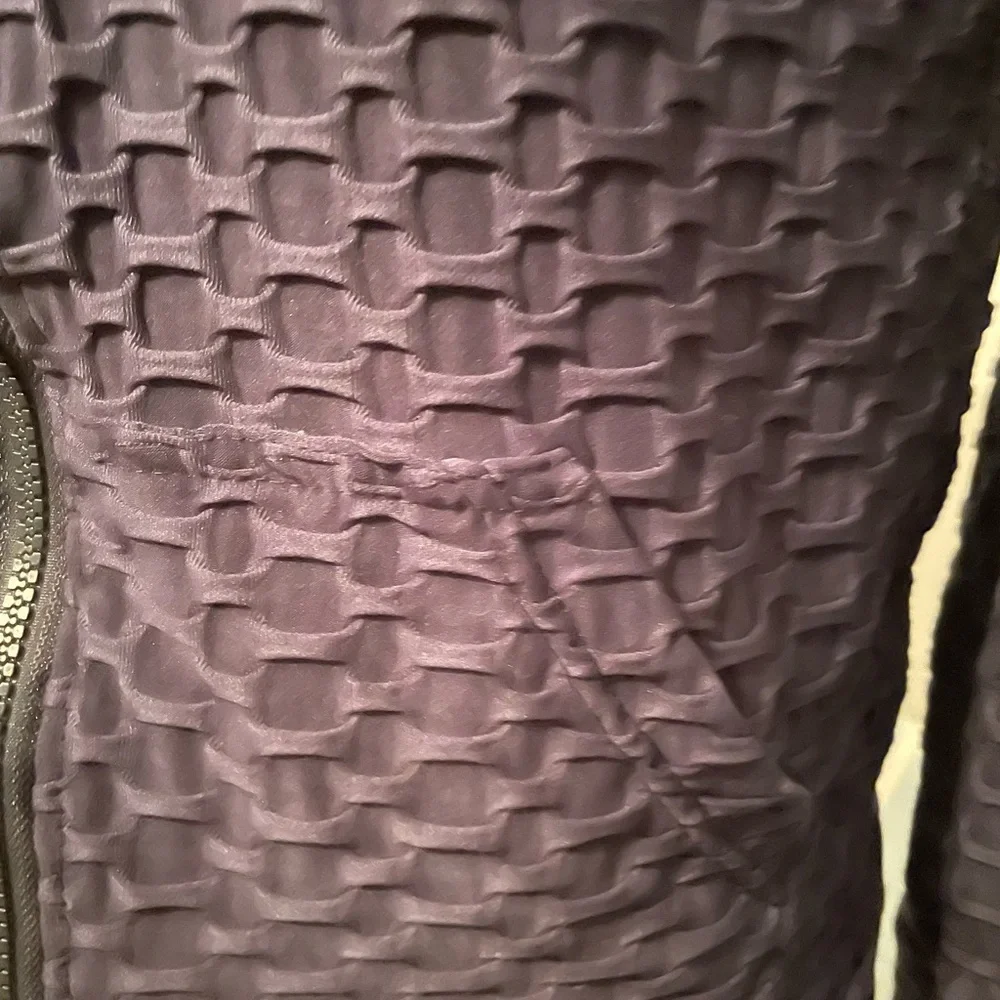 Shirt - Picture 4 of 4